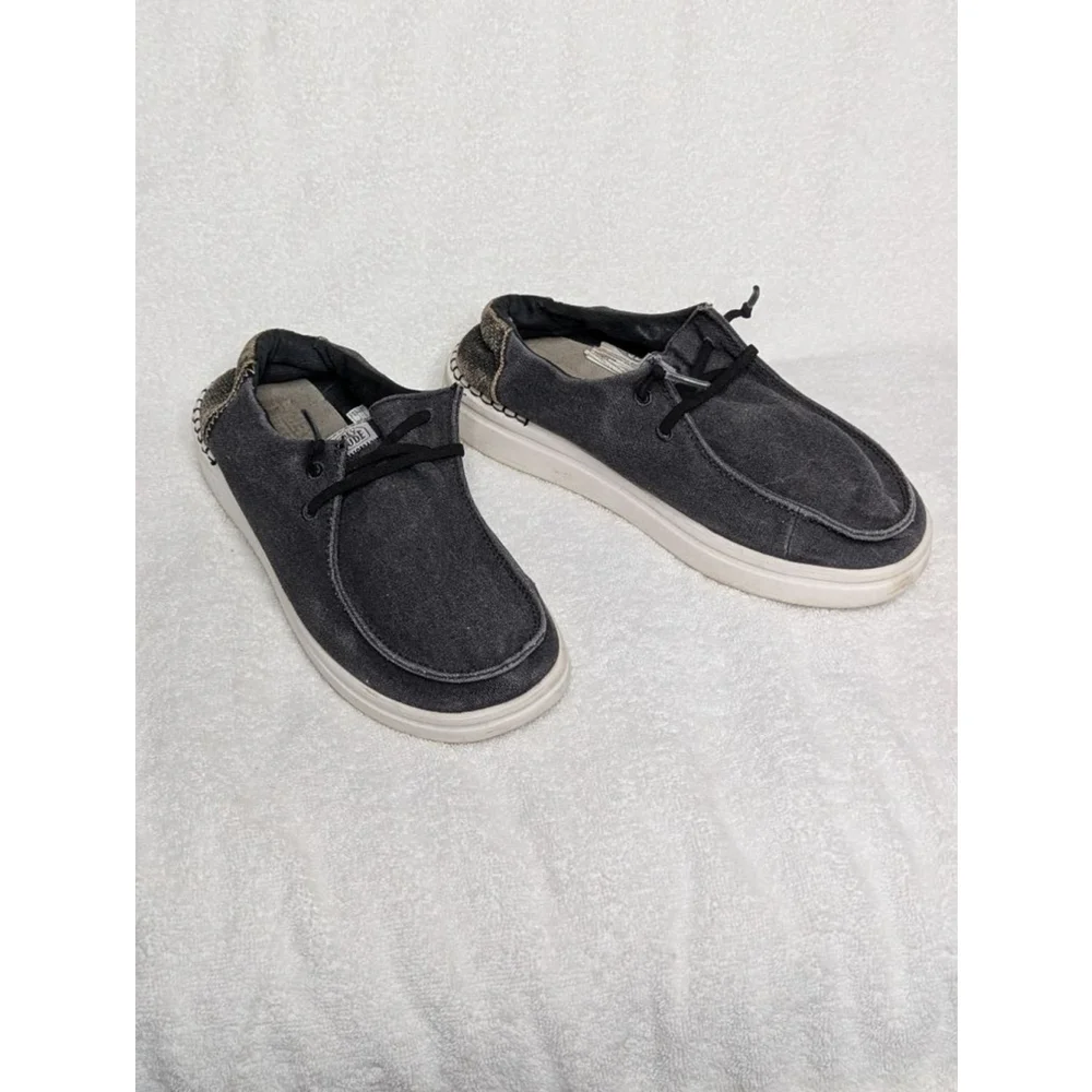 Women's Hey Dude Black Wendy Rise Loafers Size 8 with Beige Accents